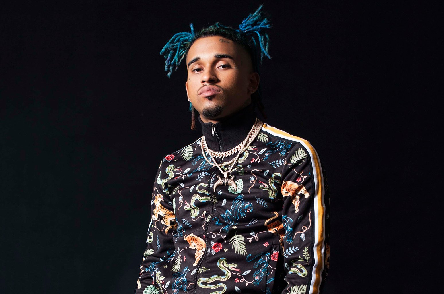 bryant myers lanza ojitos junto a rauw alejandro y bryant myers lanza ojitos junto a rauw alejandro y